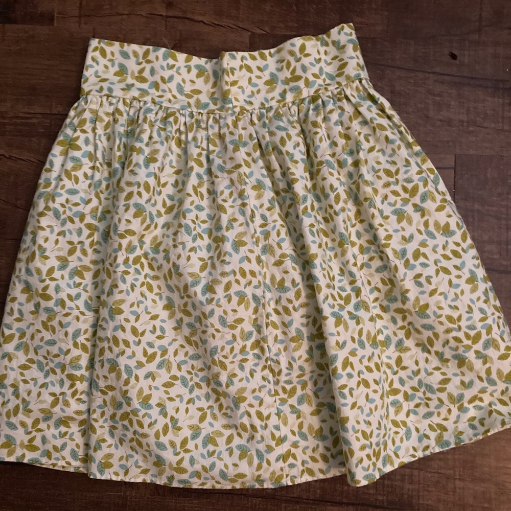 Pinup Couture Heart of Haute Skirt, Size Small, EUC